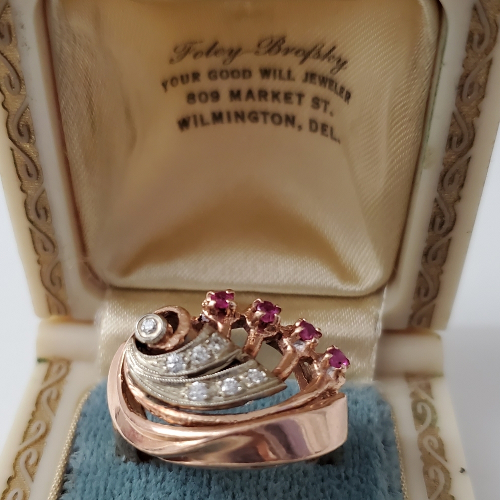 Watch Video / Antique Edwarian 14K ROSE GOLD SAPPHIRE DIAMOND RING - Picture 5 of 12